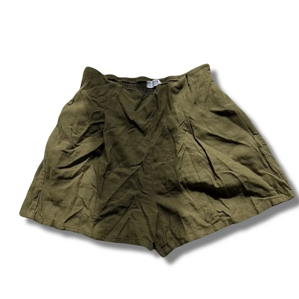 Ardene Olive Green High-Waisted Shorts | Pleated Relaxed Fit | Women’s Size XS - Picture 2 of 6